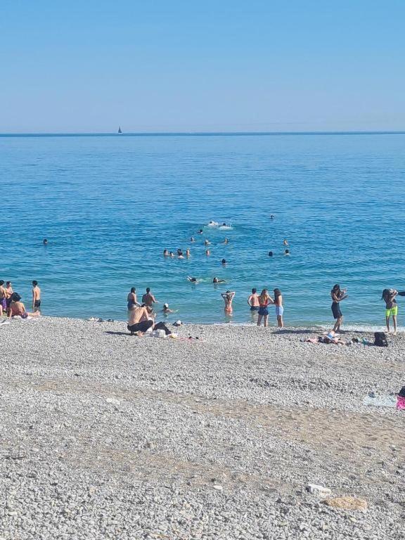 Le Nid Blanc Nice Centre Εξωτερικό φωτογραφία
